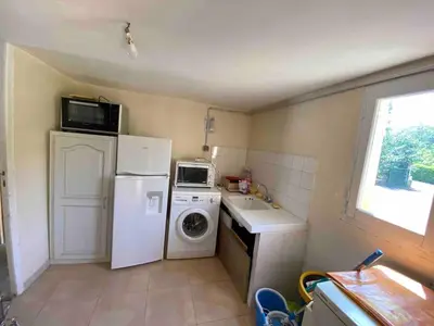 Cuisine ou kitchenette dans l'établissement Le Mondou