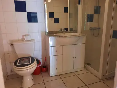 Salle de bains dans l'établissement la maisonnette