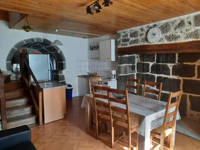 Cuisine ou kitchenette dans l'établissement la maisonnette