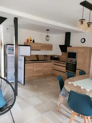 Cuisine ou kitchenette dans l'établissement Les terrasses de Dordogne