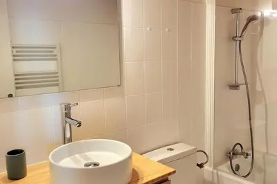 Salle de bains dans l'établissement Duplex 4/6p Le Familial