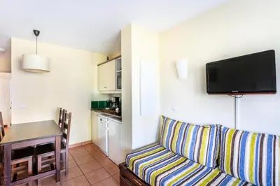 Cuisine ou kitchenette dans l'établissement Résidence Les Belles Rives - maeva Home - Appartement 2 pièces 5 personnes - Confort MAE-2324