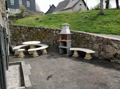 Jardin de l'établissement Location maison Bourboule