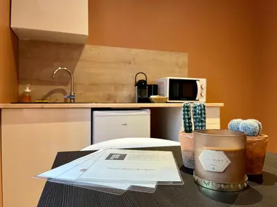 Cuisine ou kitchenette dans l'établissement LesCinqSuites/ Le Marrakech - DABNB