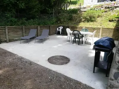Jardin de l'établissement Maison au cœur du Sancy