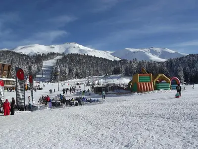 L'établissement maison plein pied sur grand terrain VIELLE en hiver