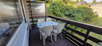 Balcon ou terrasse dans l'établissement Studio Super-Besse - 4 personnes