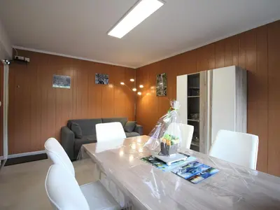 Coin salon dans l'établissement Bel appartement 2 pièces Mont-Dore, Wifi, parking, 4 pers - FR-1-608-253