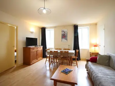 Télévision ou salle de divertissement dans l'établissement Appartement T2 bis à La Bourboule, animaux admis, parking, Wifi - FR-1-608-254