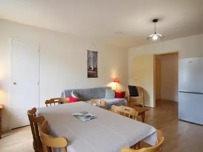 Cuisine ou kitchenette dans l'établissement Appartement T2 bis à La Bourboule, animaux admis, parking, Wifi - FR-1-608-254