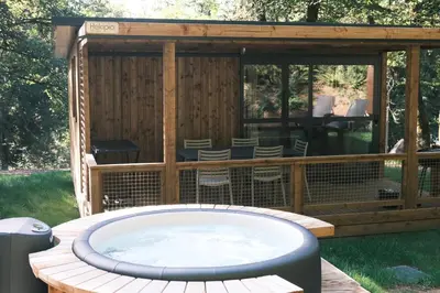 Plan de l'établissement Lodge avec SPA privatif - Foret et Lac