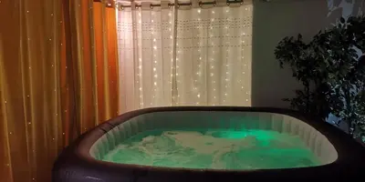 Plan de l'établissement Les Rosiers - Maison avec JACUZZI