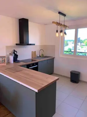 Cuisine ou kitchenette dans l'établissement Maison familiale 80m2 3 chambres