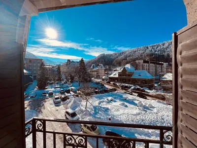 Vue générale sur la montagne ou vue sur la montagne depuis l'appartement
