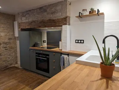 Cuisine ou kitchenette dans l'établissement Maison de Bourg Cressensac