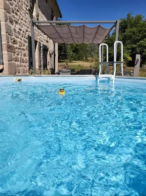 Piscine de l'établissement Etape à la campagne ou située à proximité