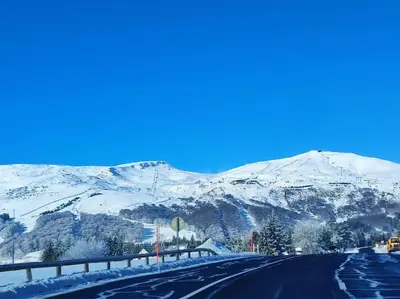 Vue générale sur la montagne ou vue sur la montagne depuis l'appartement