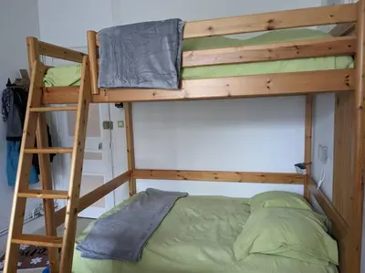 Un ou plusieurs lits superposés dans un hébergement de l'établissement Le nid