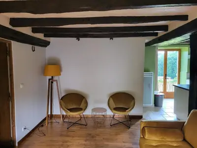 Coin salon dans l'établissement Gites les Tillets -Noyer