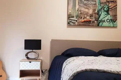 Un ou plusieurs lits dans un hébergement de l'établissement La Petite Maison des Pénitents.