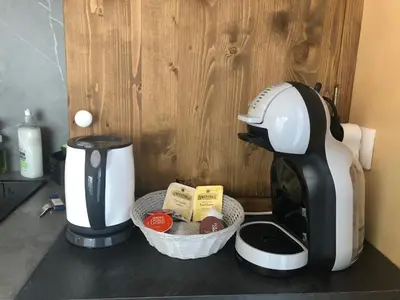 Plateau bouilloire dans l'établissement Au Jardin d’AnneSo