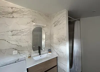 Salle de bains dans l'établissement Appartement Design & Calme - Au centre de Tulle!