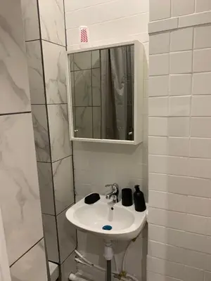 Salle de bains dans l'établissement Studio en plein cœur d’aubusson