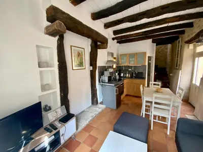 Cuisine ou kitchenette dans l'établissement Maison Noëlle