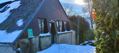 L'établissement Gîte 3 étoiles - Spacieux et confortable ancienne grange rénovée - Cantal Emotions Valette - Auvergne en hiver