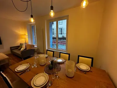 Boissons dans l'établissement Belle maison de ville au cœur du village de montagne
