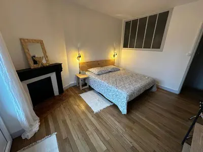 Un ou plusieurs lits dans un hébergement de l'établissement Belle maison de ville au cœur du village de montagne