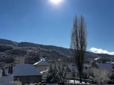Vue générale sur la montagne ou vue sur la montagne depuis l'appartement