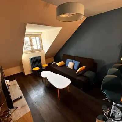 La Maison aux Volets Bleus 3ème Étage
