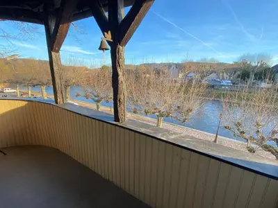 Vue sur la rivière ou le fleuve situé(e) à proximité de l'appartement