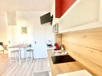 Cuisine ou kitchenette dans l'établissement Le Victor, charmant et cosy