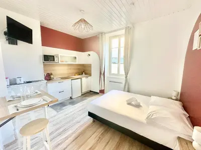 Cuisine ou kitchenette dans l'établissement Le Victor, charmant et cosy