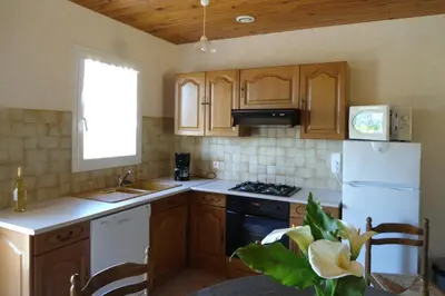 Cuisine ou kitchenette dans l'établissement Les charmes en périgord noir proche de Sarlat