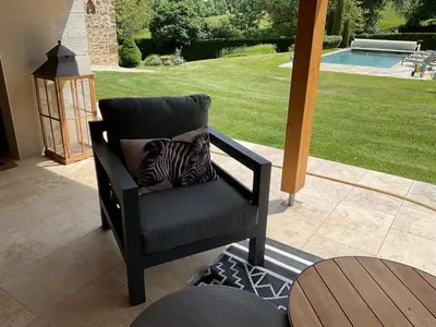 Piscine de l'établissement agréable chambre d hôte avec piscine et jacuzzi ou située à proximité