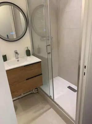 Salle de bains dans l'établissement Superbe duplex hypercentre dans une rue piétonne