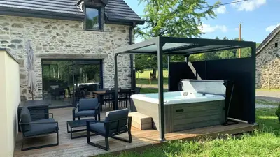 Plan de l'établissement Gîte Le Chambougeal avec spa privatif