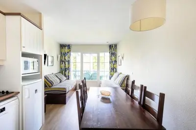 Cuisine ou kitchenette dans l'établissement Résidence Les Belles Rives - maeva Home - Appartement 2 pièces 7 personnes - Confort MAE-2224