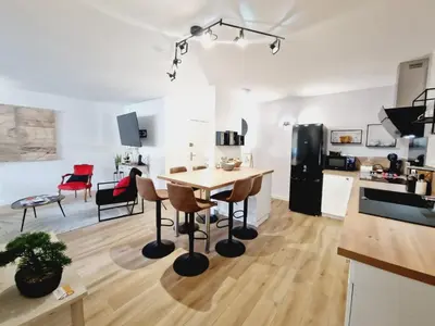 Cuisine ou kitchenette dans l'établissement Appartement 3 salles de bains 3 chambres 6 personnes