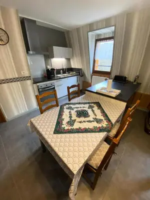 Plan de l'établissement Gîte de France à Lissac sur Couze 3 épis - Gîte de France 4 personnes MAE-6524