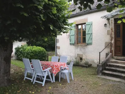 Jardin de l'établissement Gîte de France L'oustal 3 épis - Gîte de France 6 personnes MAE-6574