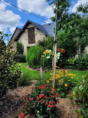 Jardin de l'établissement Gîte de France Le fournil 3 épis - Gîte de France 2 personnes MAE-6664