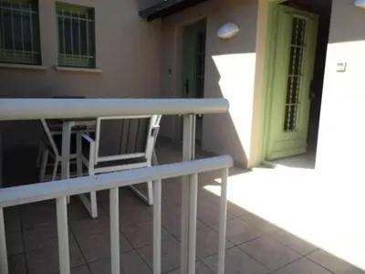 Balcon ou terrasse dans l'établissement Gîte de France Le doustre 2 épis - Gîte de France 4 personnes MAE-8914
