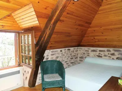 Un ou plusieurs lits dans un hébergement de l'établissement Gîte de France Chez le garde 3 épis - Gîte de France 4 personnes MAE-8974
