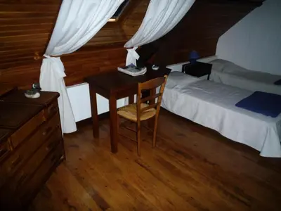 Un ou plusieurs lits dans un hébergement de l'établissement Gîte de France Les hauts de la valade 3 épis - Gîte de France 4 personnes MAE-9084