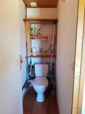 Salle de bains dans l'établissement Gîte de France De la bergerie 2 épis - Gîte de France 4 personnes MAE-9104