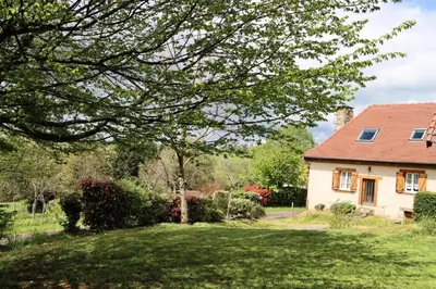 Jardin de l'établissement Gîte de France Villamonq 2 épis - Gîte de France 8 personnes MAE-9244